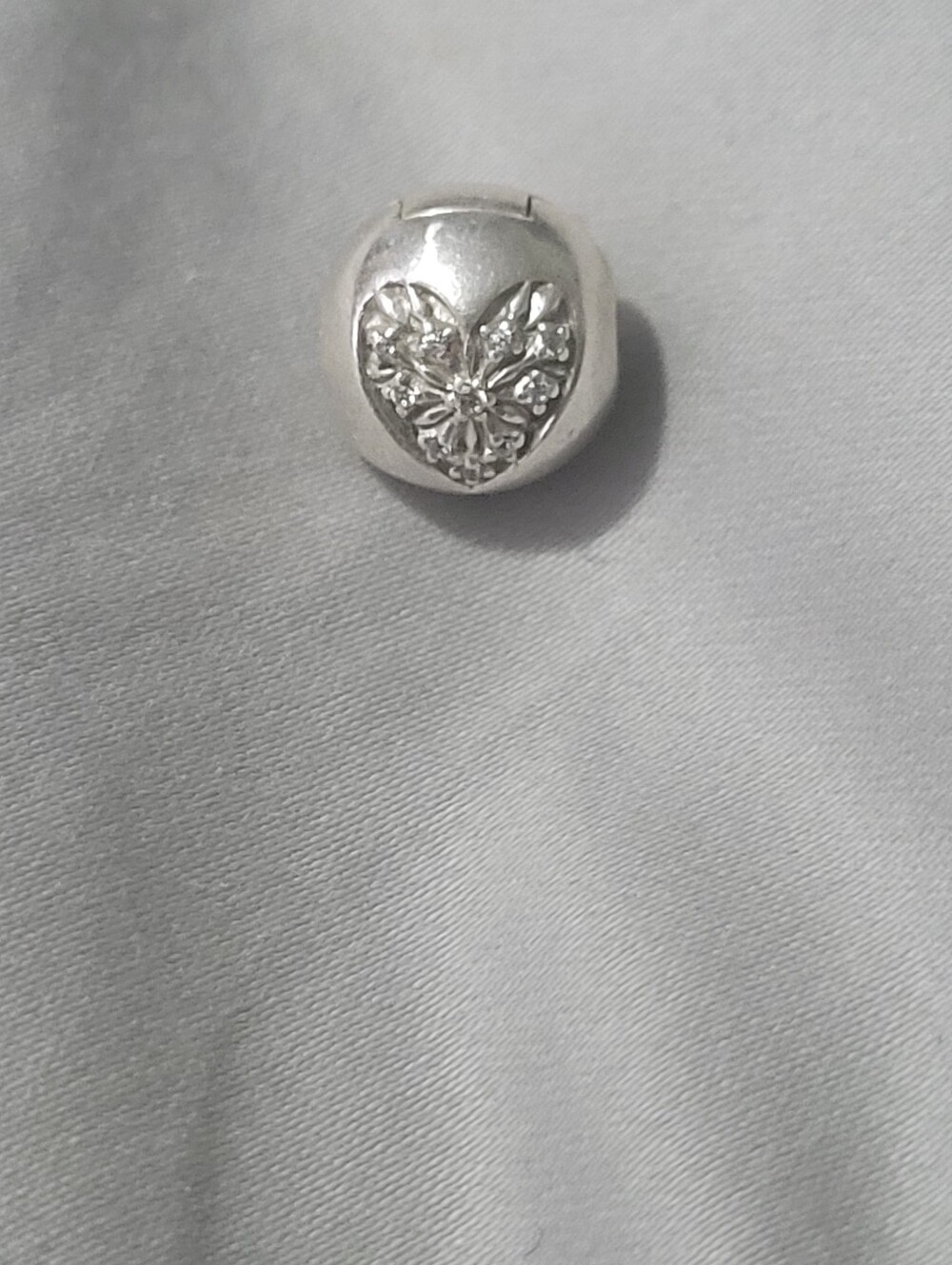 Sterling Silver Pandora Limited Edition Heart Charm with Floral Cutout